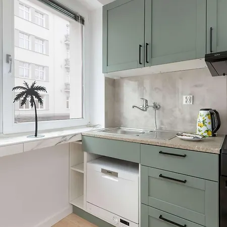 Cosy In Center With Desk For Remote Work By Renters * Gdynia